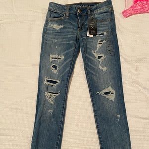 NWT AE Ripped Denim Jeans